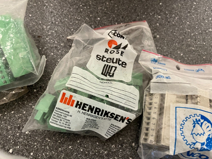 Lot of Phoenix Contact & Assorted Terminal Block Connectors - Mixed Green/Gray