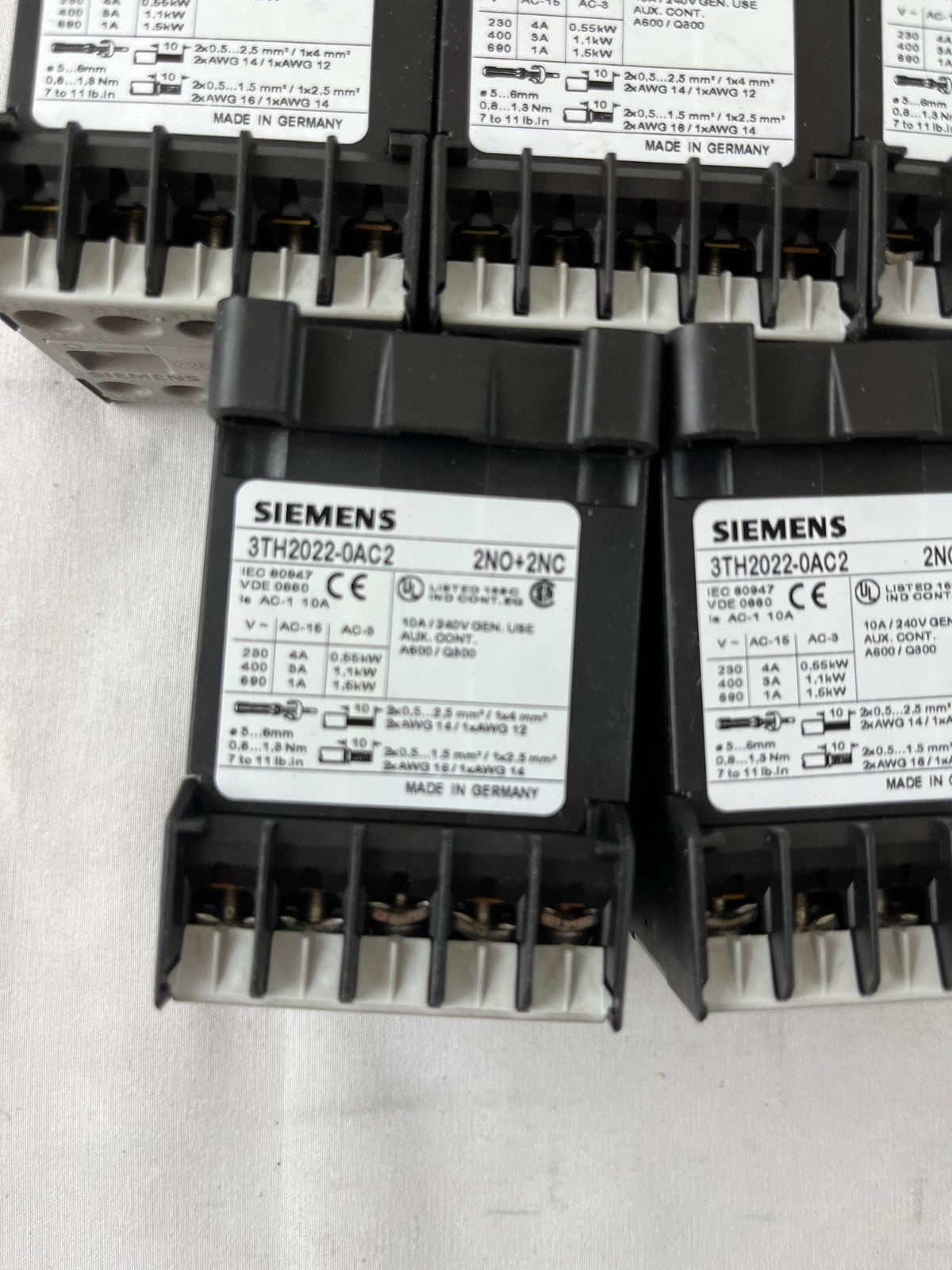 Siemens 3TH2022-0AC2 Contactor Relay 2NO+2NC Lot 5pcs Used Spare Units