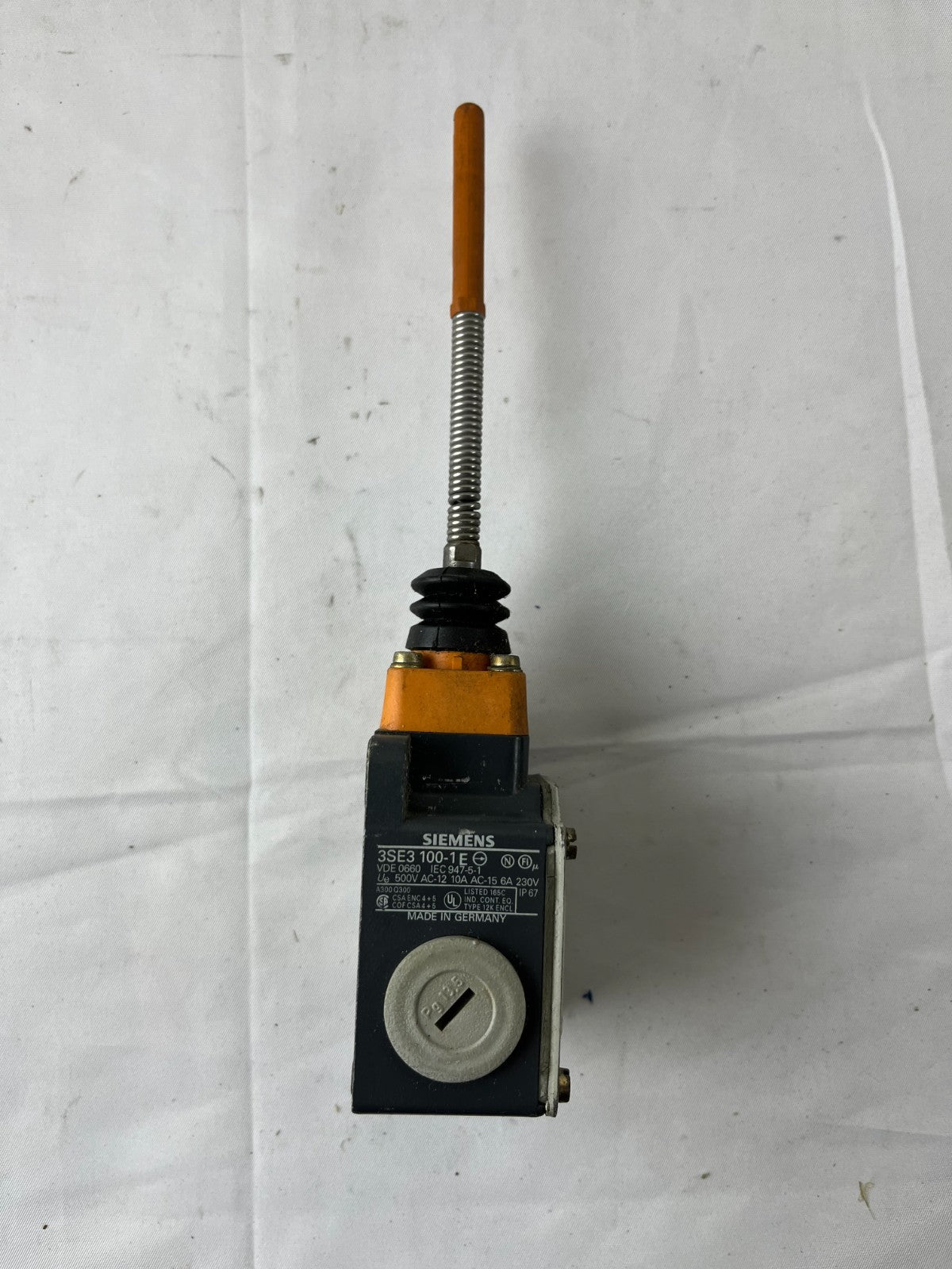 Siemens 3SE3 100-1FC Limit Switch Flexible Rod IP67 Used Spare Parts
