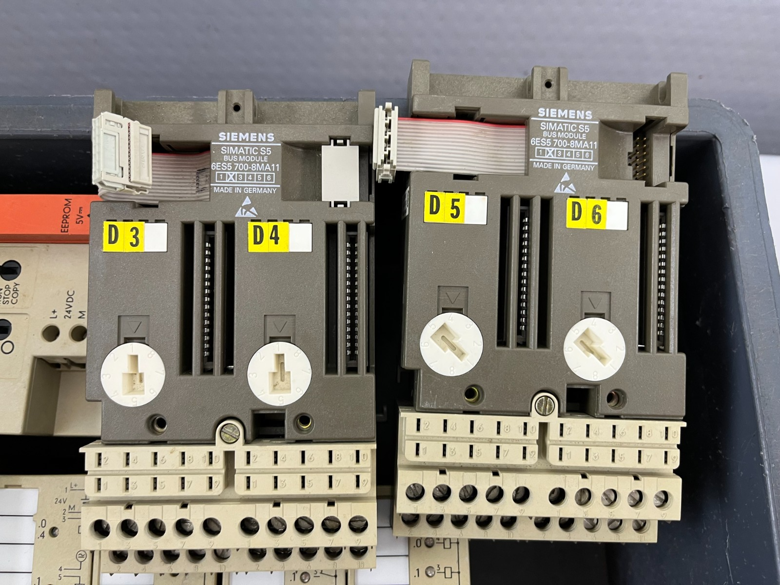 Siemens S5-100U CPU 100 PLC Bundle Power Supply, Bus, Digital/Relay I/O Modules