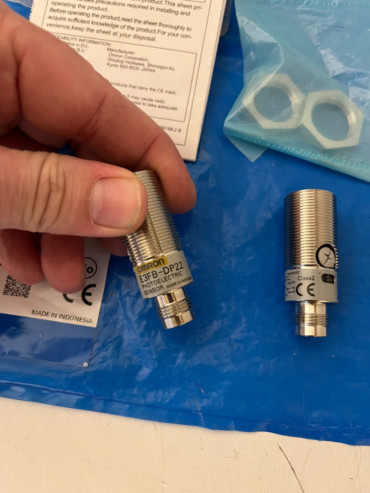 Omron E3FB-DP22 Photoelectric Sensor, 10-30V DC, M18, PNP, New in Box