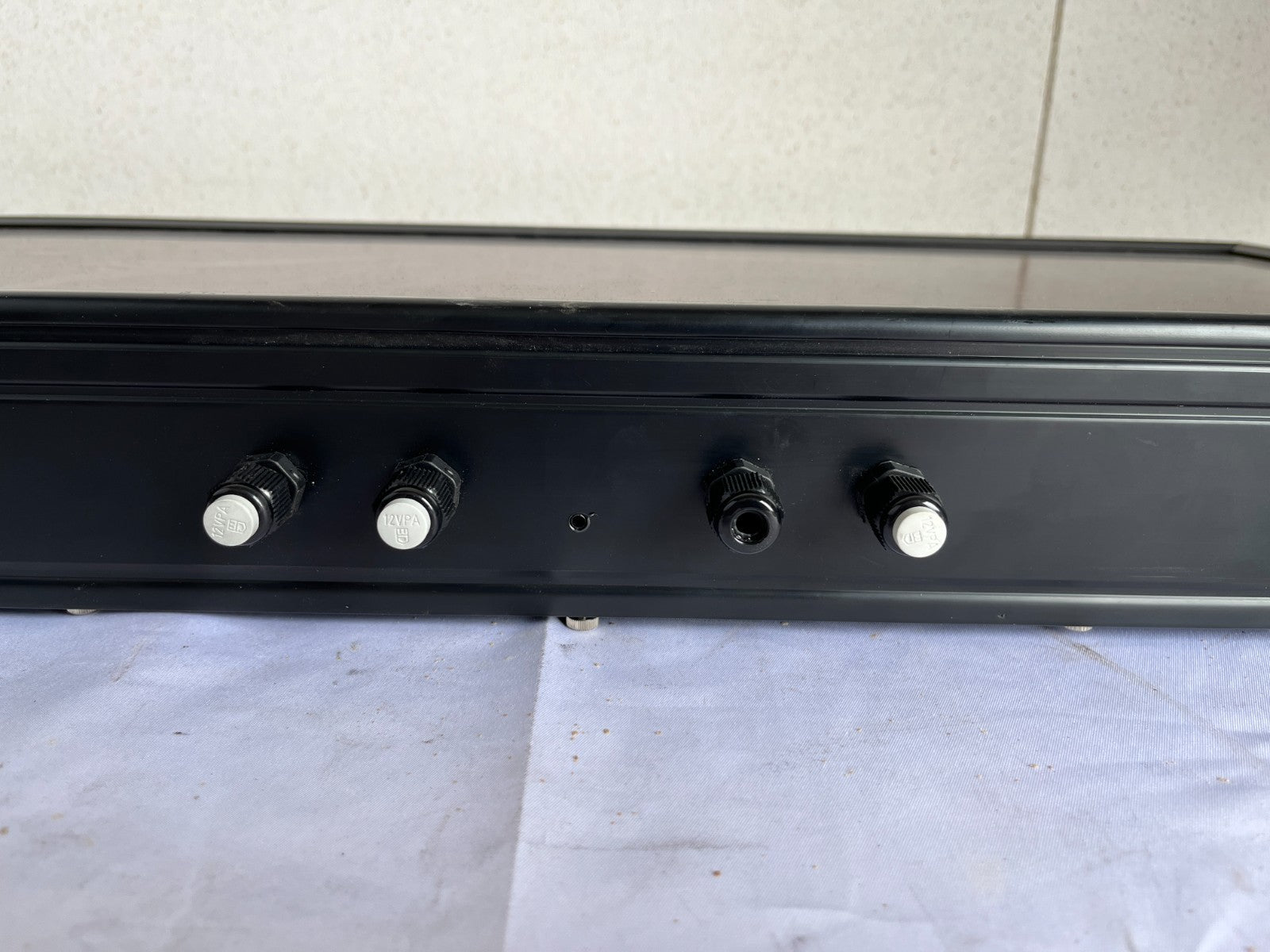 Vetec D1006/4-S2-RDLV-AC-2 Large LED Display ASCII Indicator Used Spare Unit