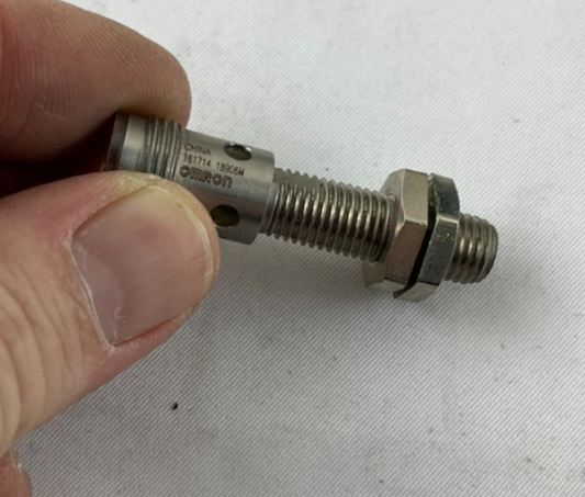 Omron 161714-18906M Industrial Pressure Switch Sensor M10x1.0 Stainless Steel