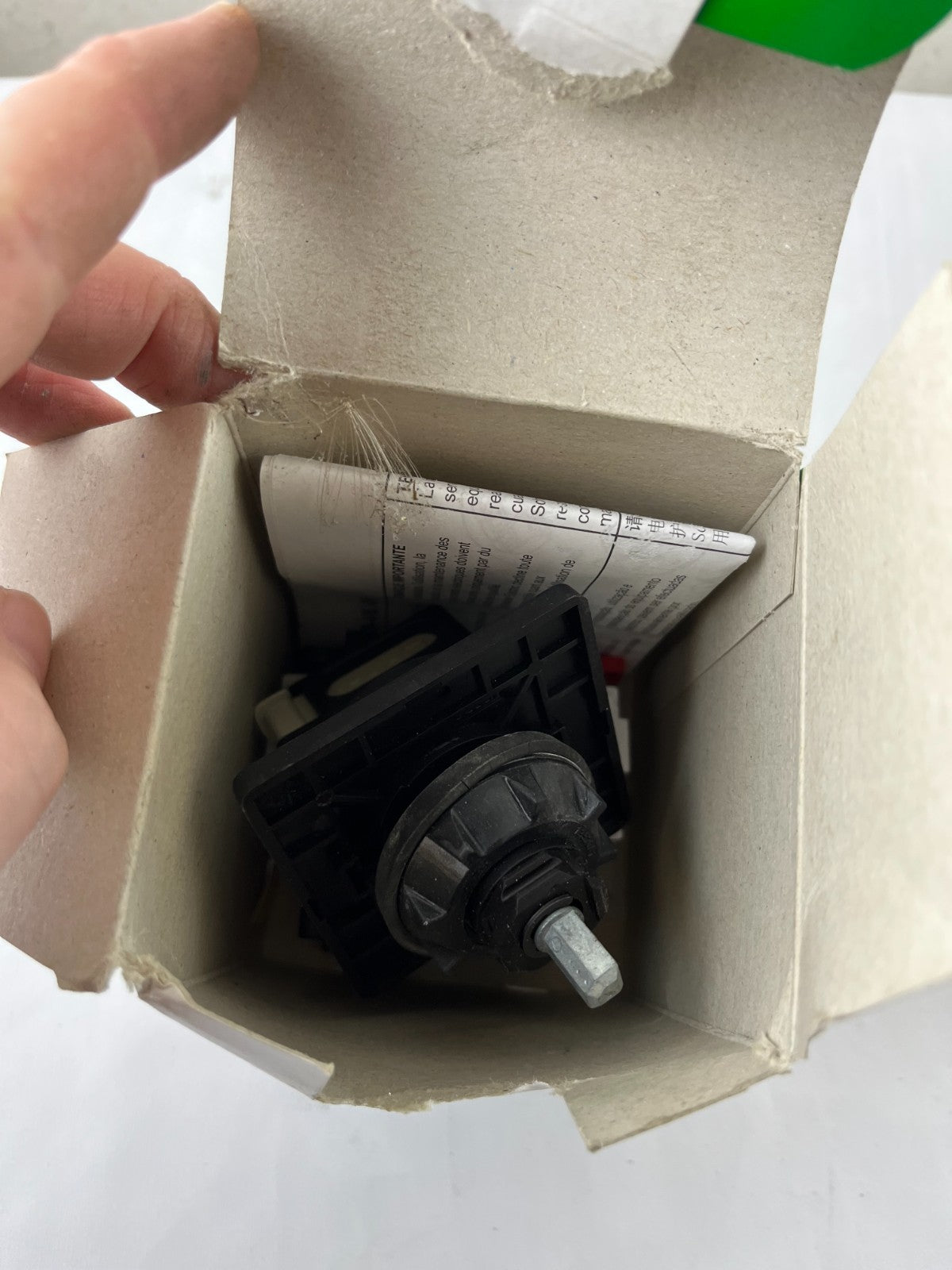 Schneider Electric VBD02 TeSys 3-Pole Switch Disconnector 12A 690V Emergency NEW