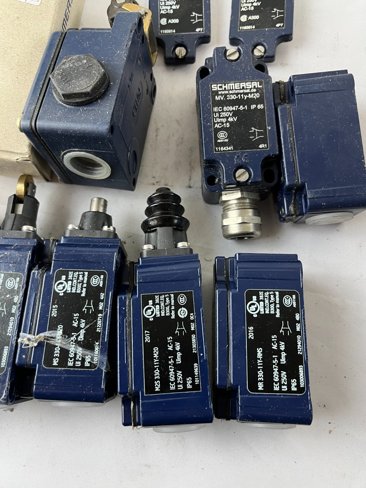 Schmersal MK/MV/MS/MR 330-11Y-M20 Limit Switch Assorted Lot 11x IP65 Used