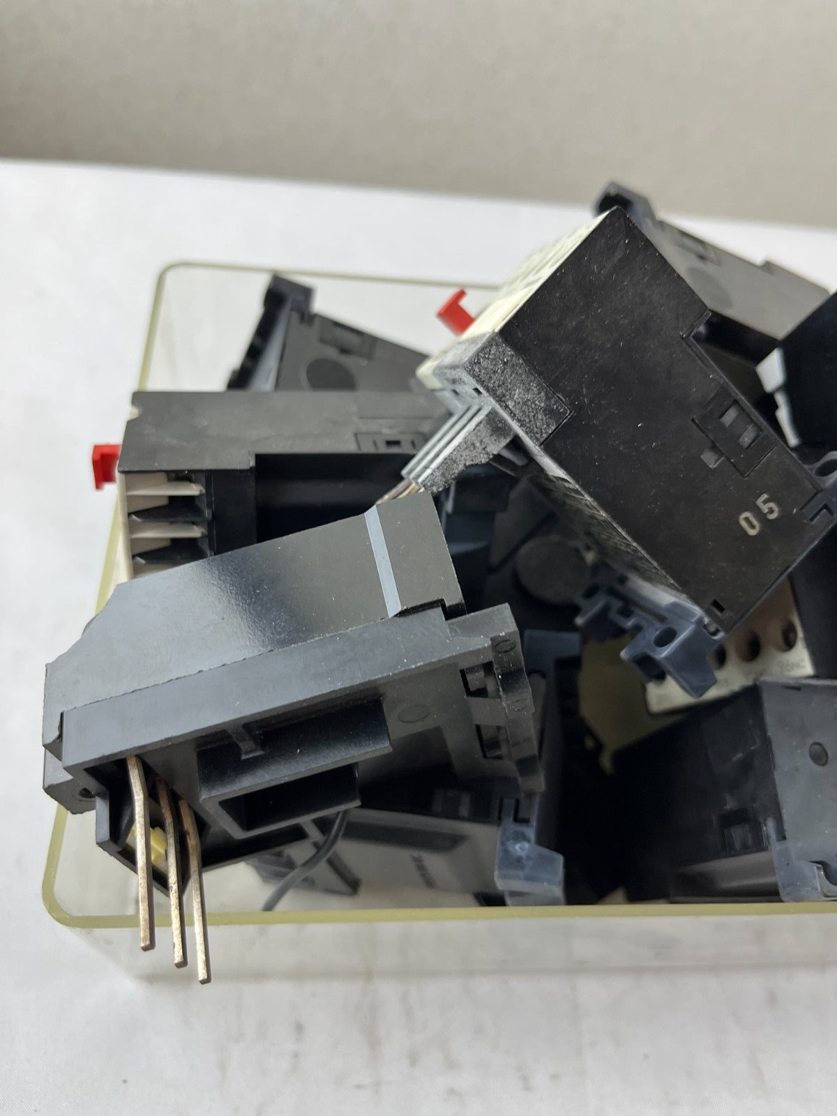 Siemens 3UA Series Thermal Overload Relay Mixed Lot, 16–25 A, Used Bundle Spares