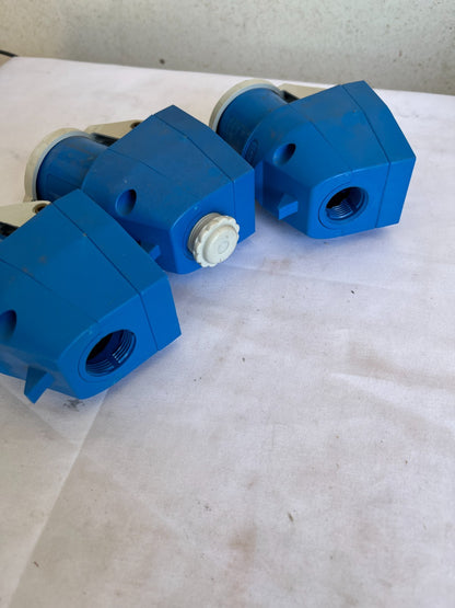Bals CEE Norm Typ 242 16A 200-250V IP44 2P+E Sockets New 3 Pcs Spare Units