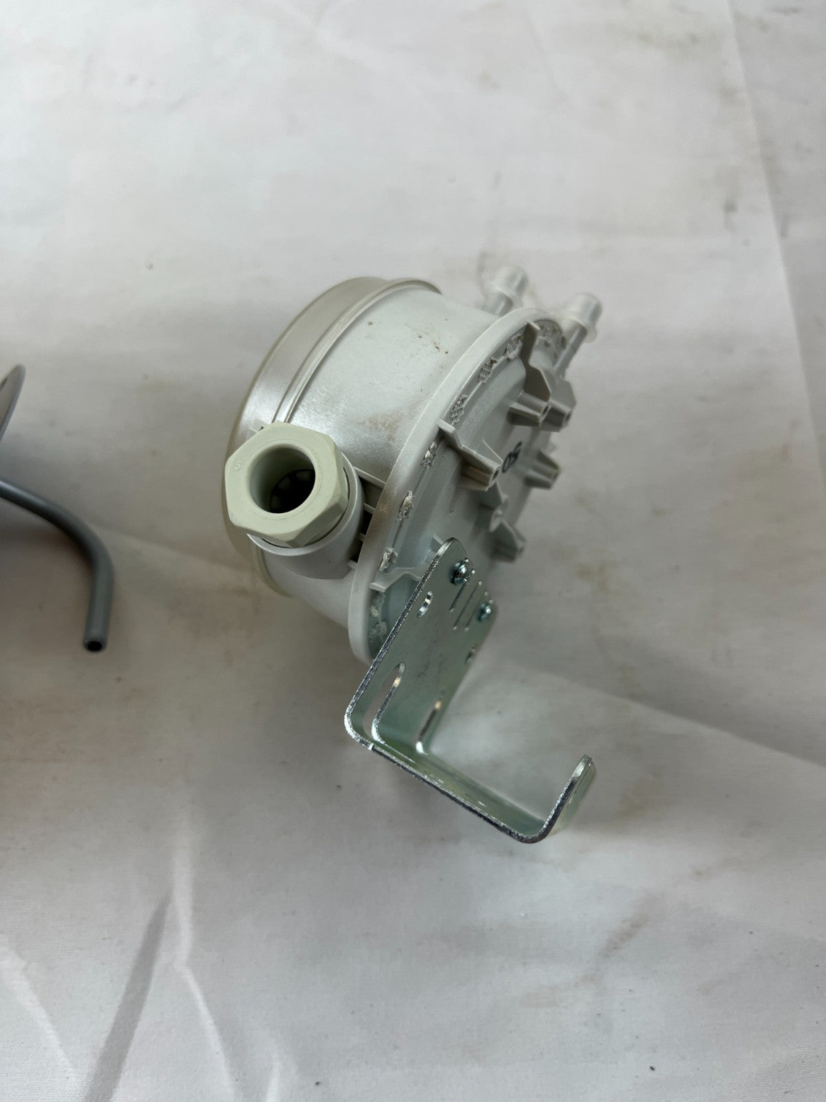 Huba Control 604.9510000 Differential Pressure Switch 1000-5000Pa New Spare