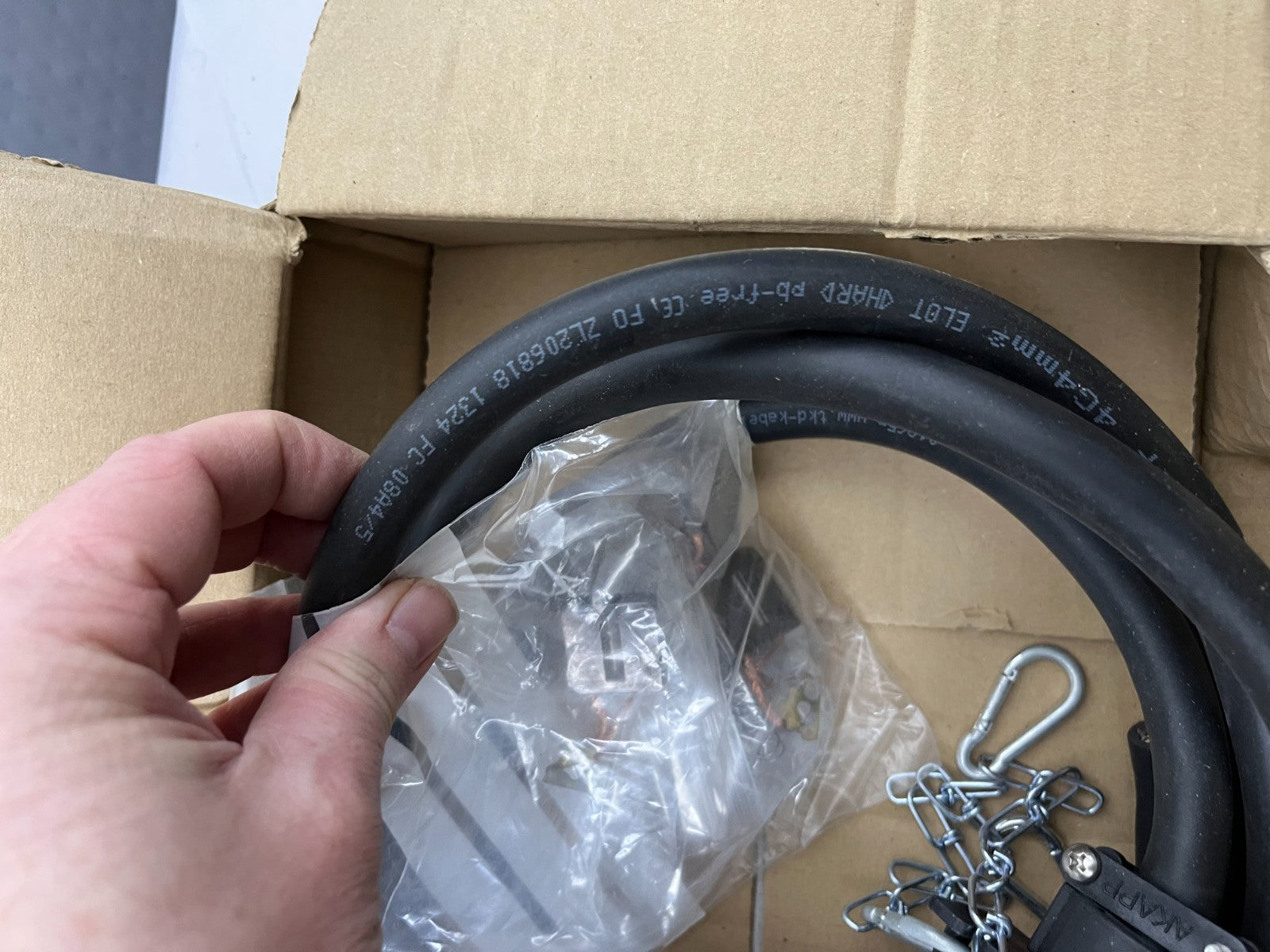 Kapp Holland Cable Festoon System, HO7RN-F 4G4mm², Complete Trolley Set, New
