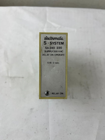 Electromatic SA240 220 Delay On Operate Timer 220VAC 0.15-3s CL3520 11-Pin LED