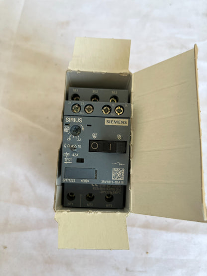 Siemens 3RV1011-1DA15 Sirius Circuit Breaker 2.2-3.2A New Spare Unit