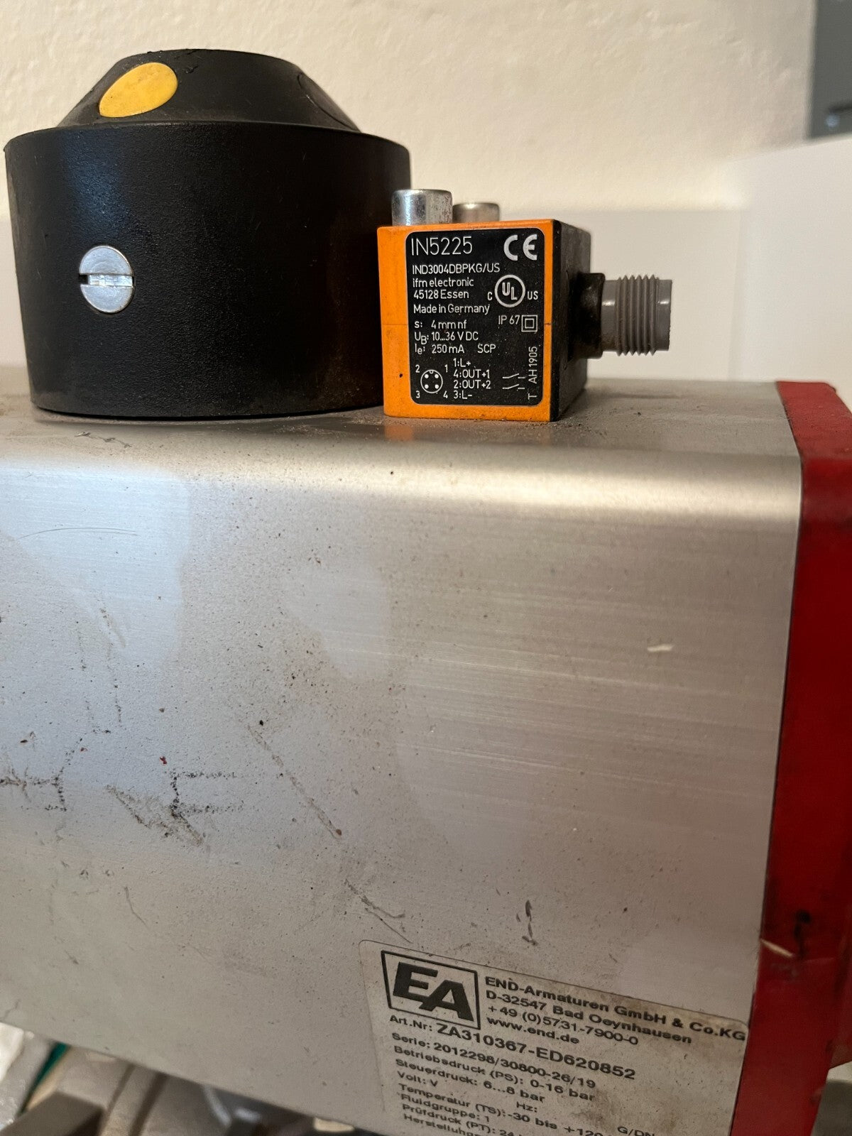 END-Armaturen ZA310367 DN50 Pneumatic Ball Valve PN64 SS PTFE Double Acting