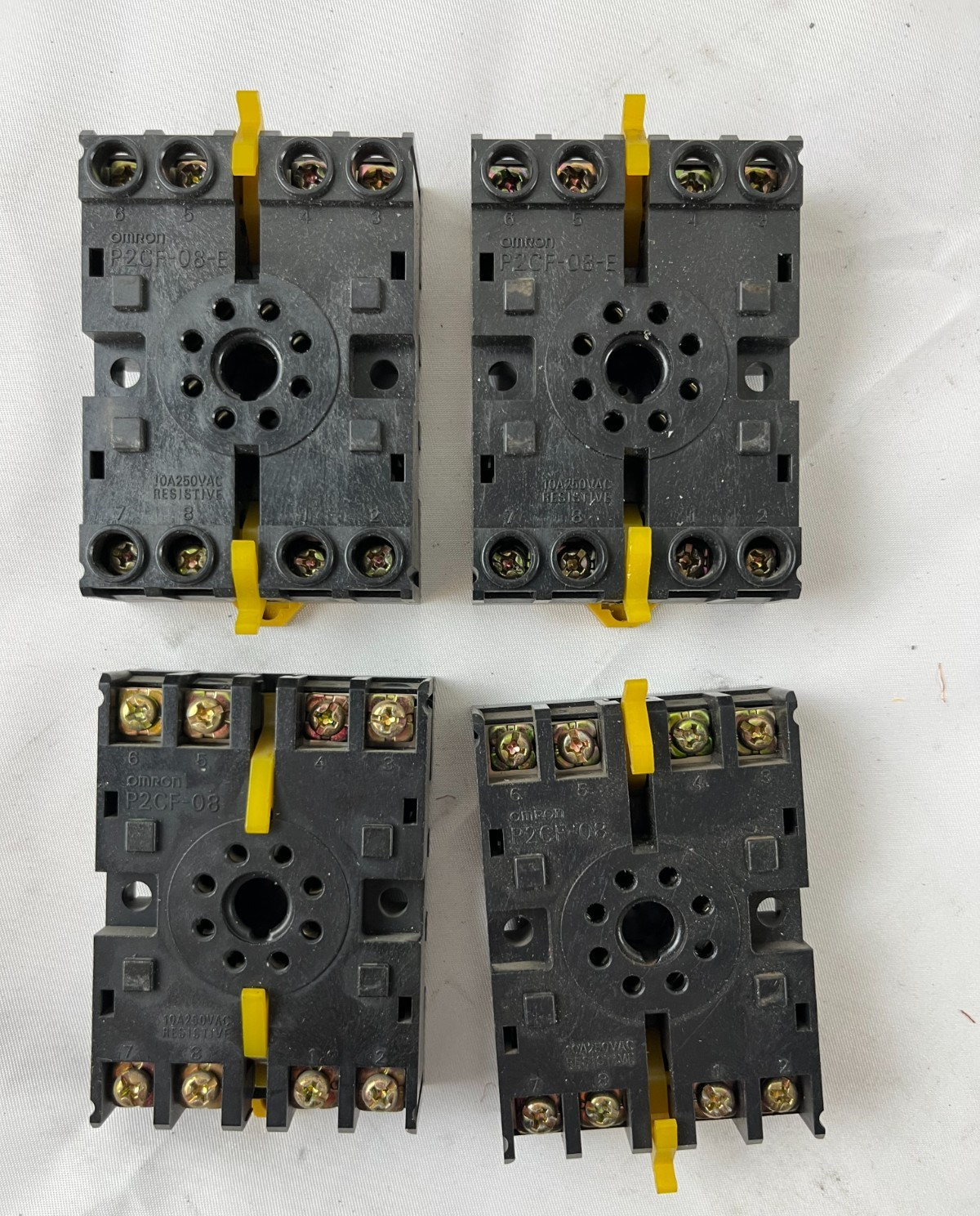 Omron P2CF-08-E Relay Socket 8-Pin DIN Rail Screw Terminal Lot 4pcs Spare Units