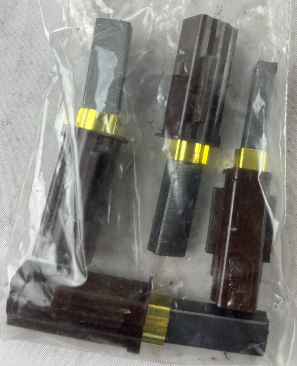 TNI 2311480 Carbon Brushes Contact Blocks Industrial Motor Lot 4pcs Used