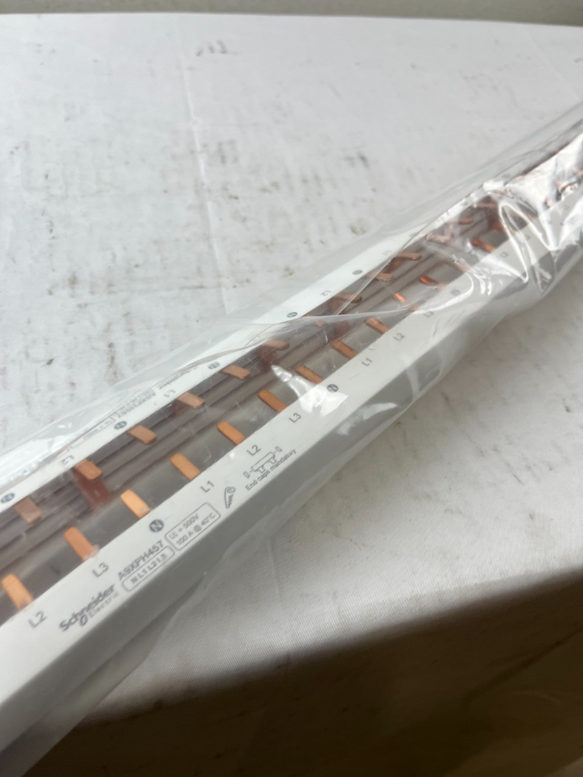 Schneider Acti9 A9XPH457 3L+N 100A 415V 57‑Module Comb Busbar Lot of 2x New