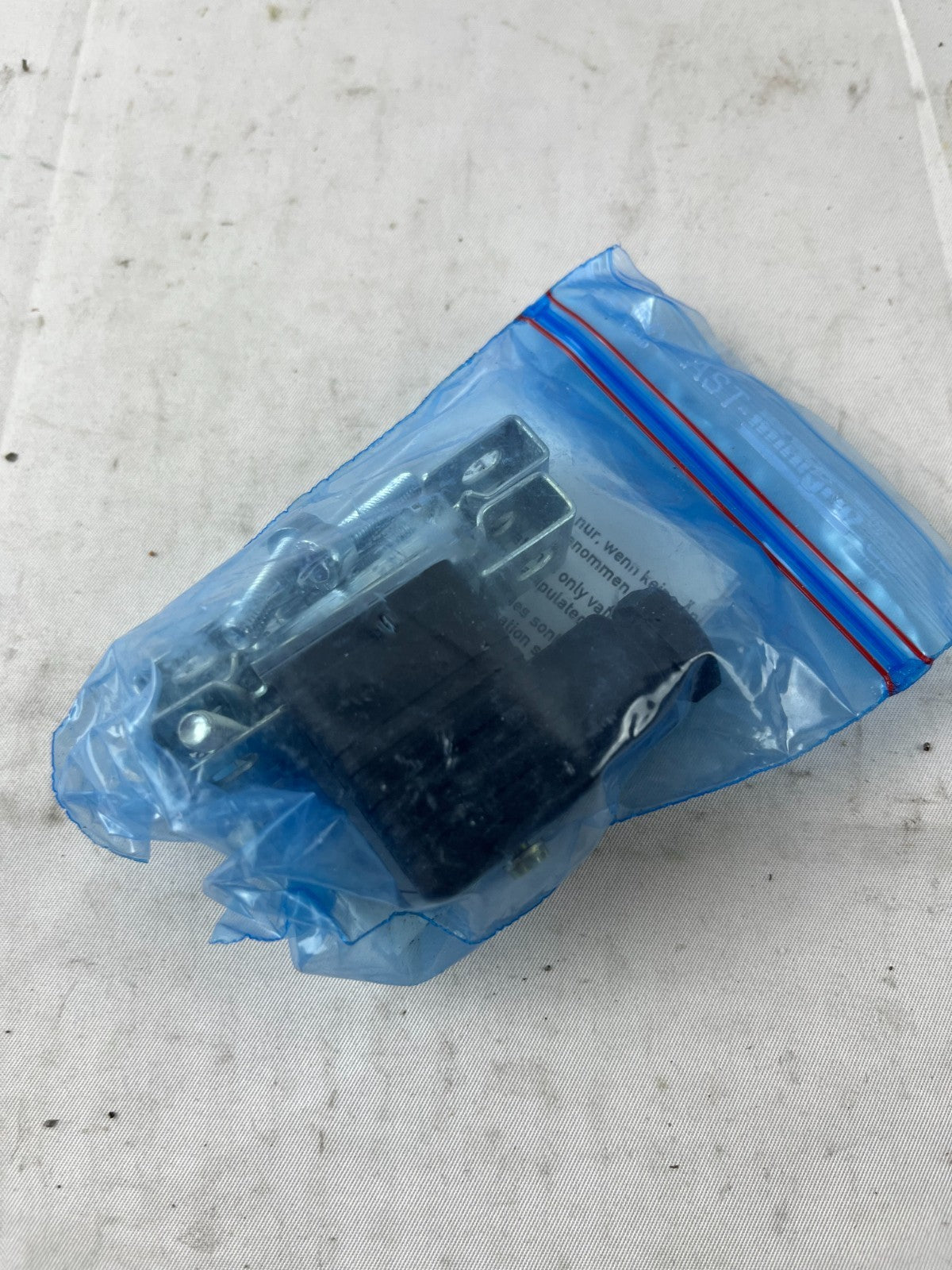 Novotechnik 056003 Mounting Feet Kit for TLH Position Transducer New Unused