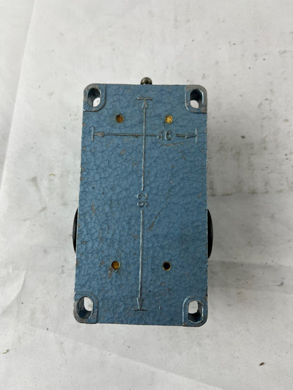 Schmersal TK 016-21Y Alumax Heavy Duty Limit Switch 500V 10A PG13.5 Used