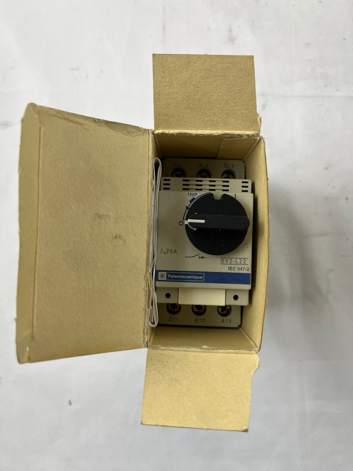 Telemecanique GV2 L22 Motor Circuit Breaker 25A IEC947-2 New Spare Unit Original