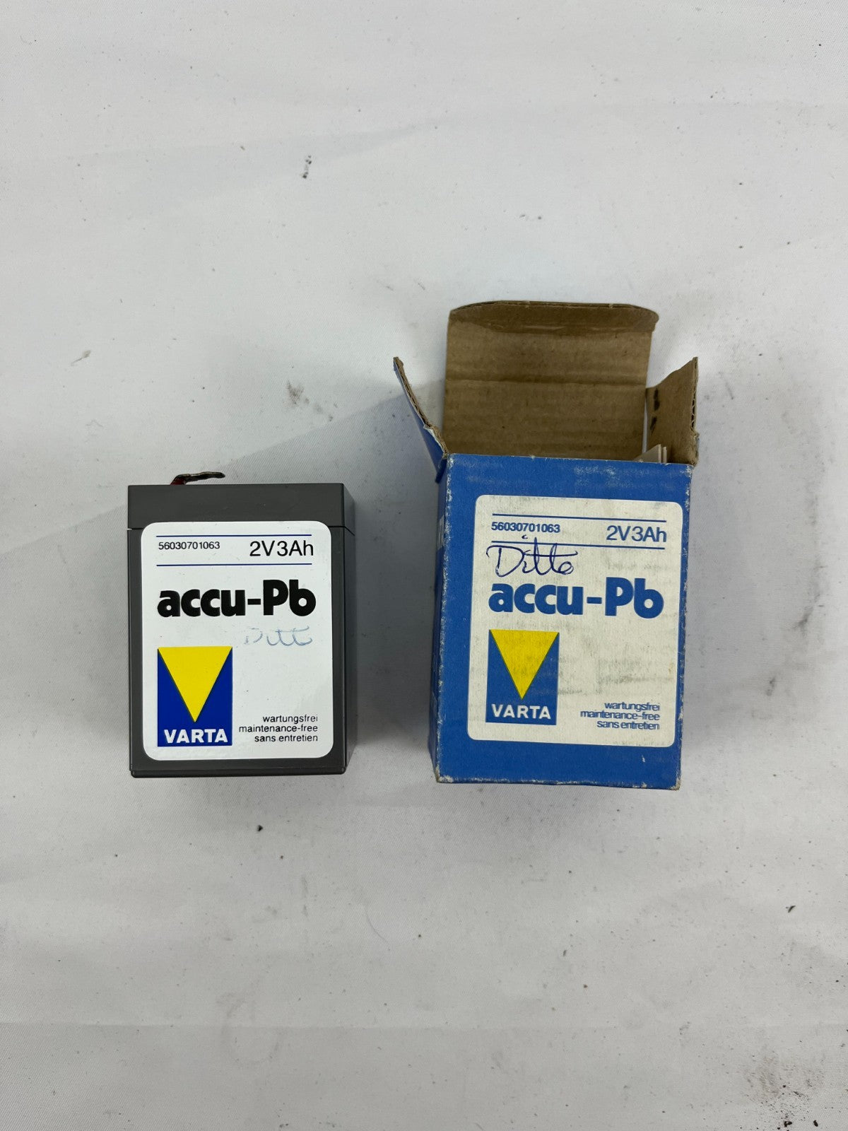 Varta accu-Pb 2V 3Ah Lead Battery 56030701063 Vintage NOS Box Germany
