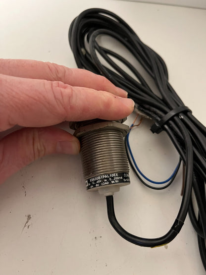 Telemecanique XS630B1PAL10EX Inductive Proximity Sensor 12-48V DC Used Working