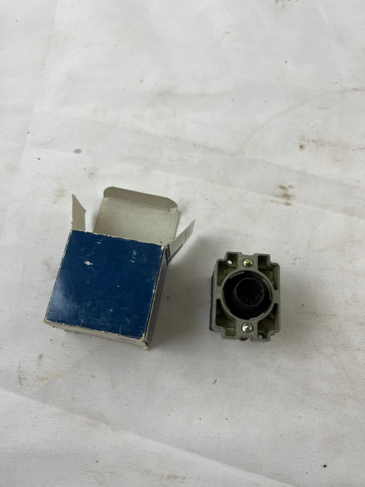Telemecanique ZB2BV6 Pilot Light Body Indicator Holder New NOS France Spare