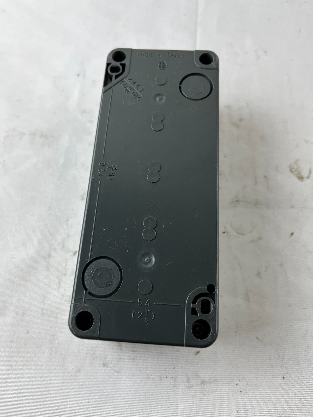 Telemecanique XALD04 Empty 4‑Hole Push Button Enclosure 22 mm, Used Spare Unit