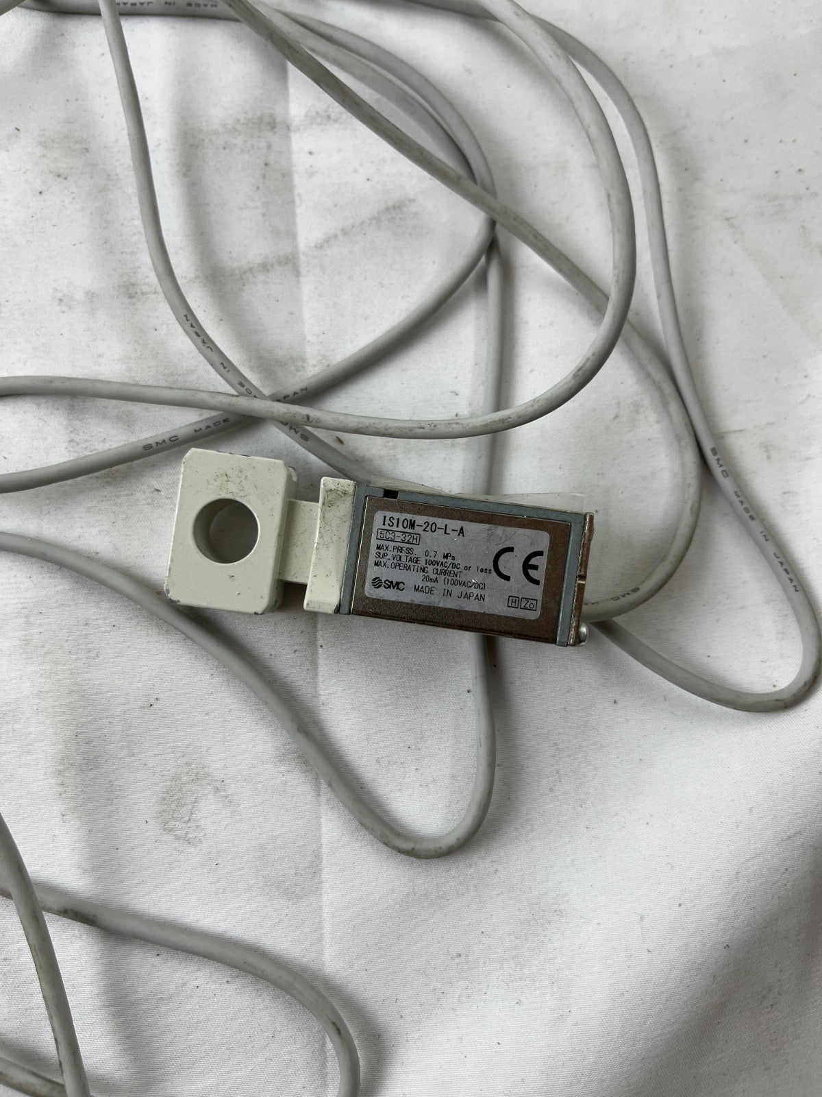 SMC IS10M-20-L-A Digital Pressure Switch Sensor 100VAC/DC Used Spare Unit