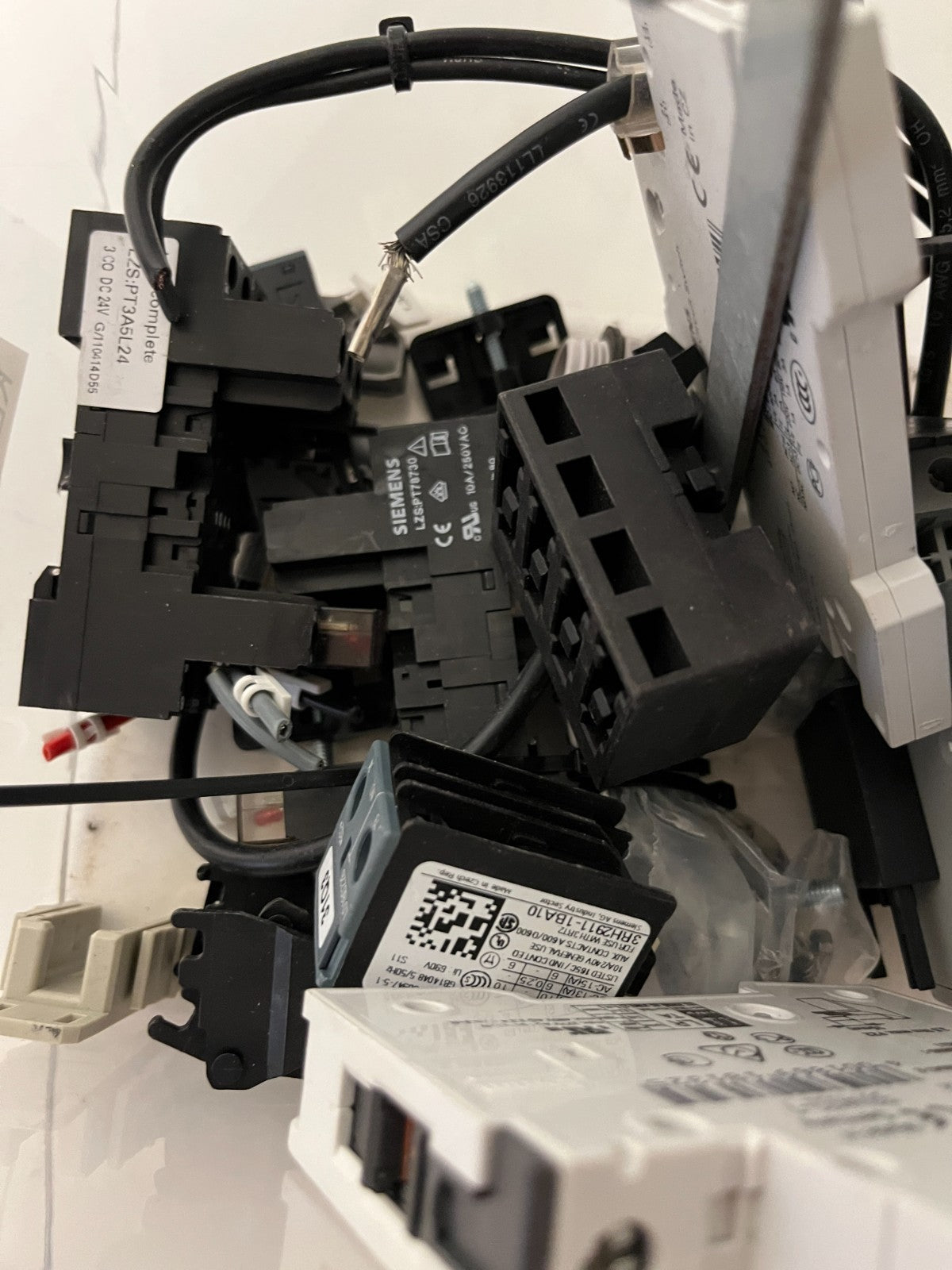 Siemens Industrial Control Components Lot MCCB Breakers Contactors Used Spares