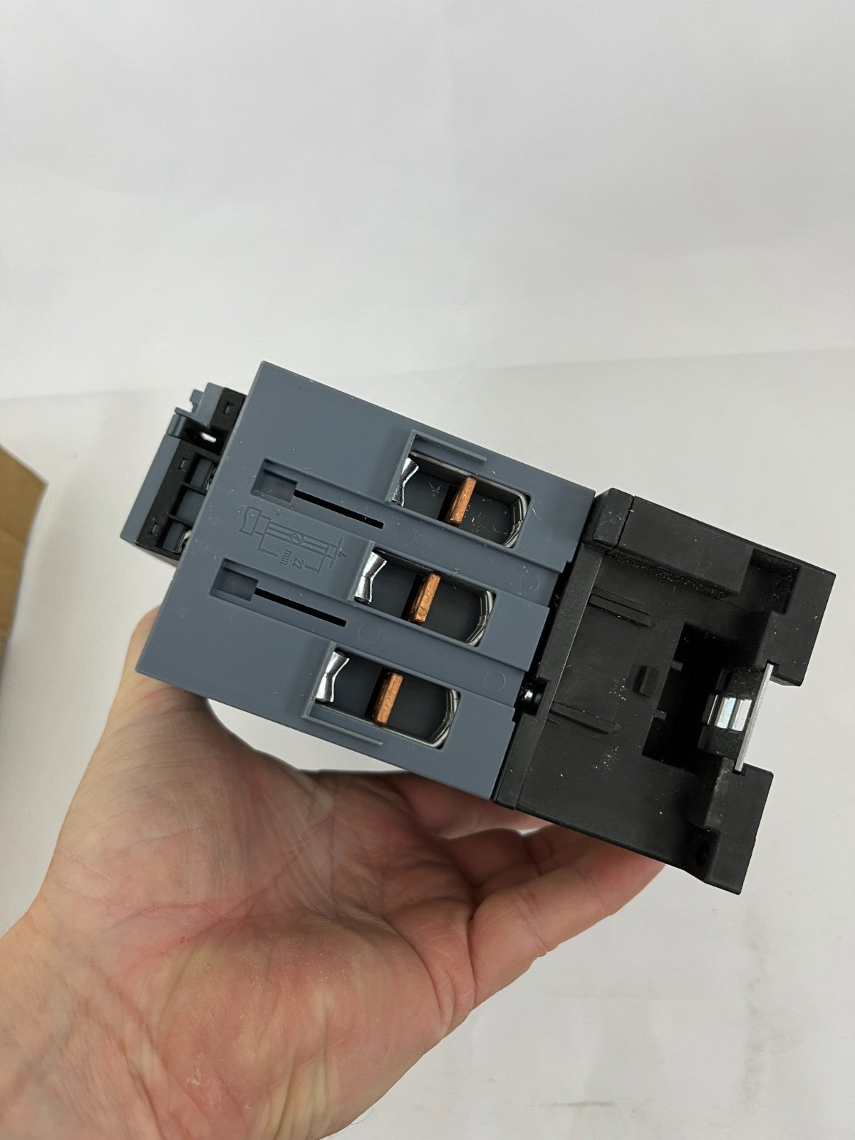 Siemens 3RT2046-1AP00 SIRIUS Power Contactor 3-Pole 95A 45kW 230V AC New in Box