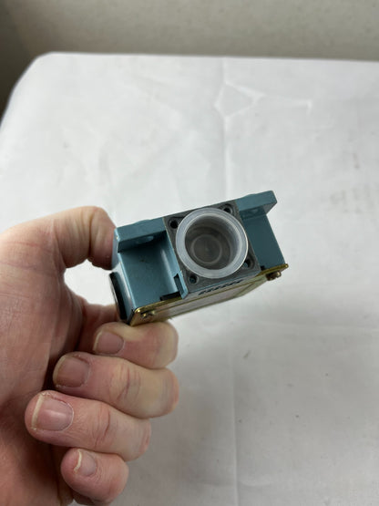 Telemecanique XCK-M ZCK-M1 Limit Switch Body New 1NO 1NC IP66 240V Schneider