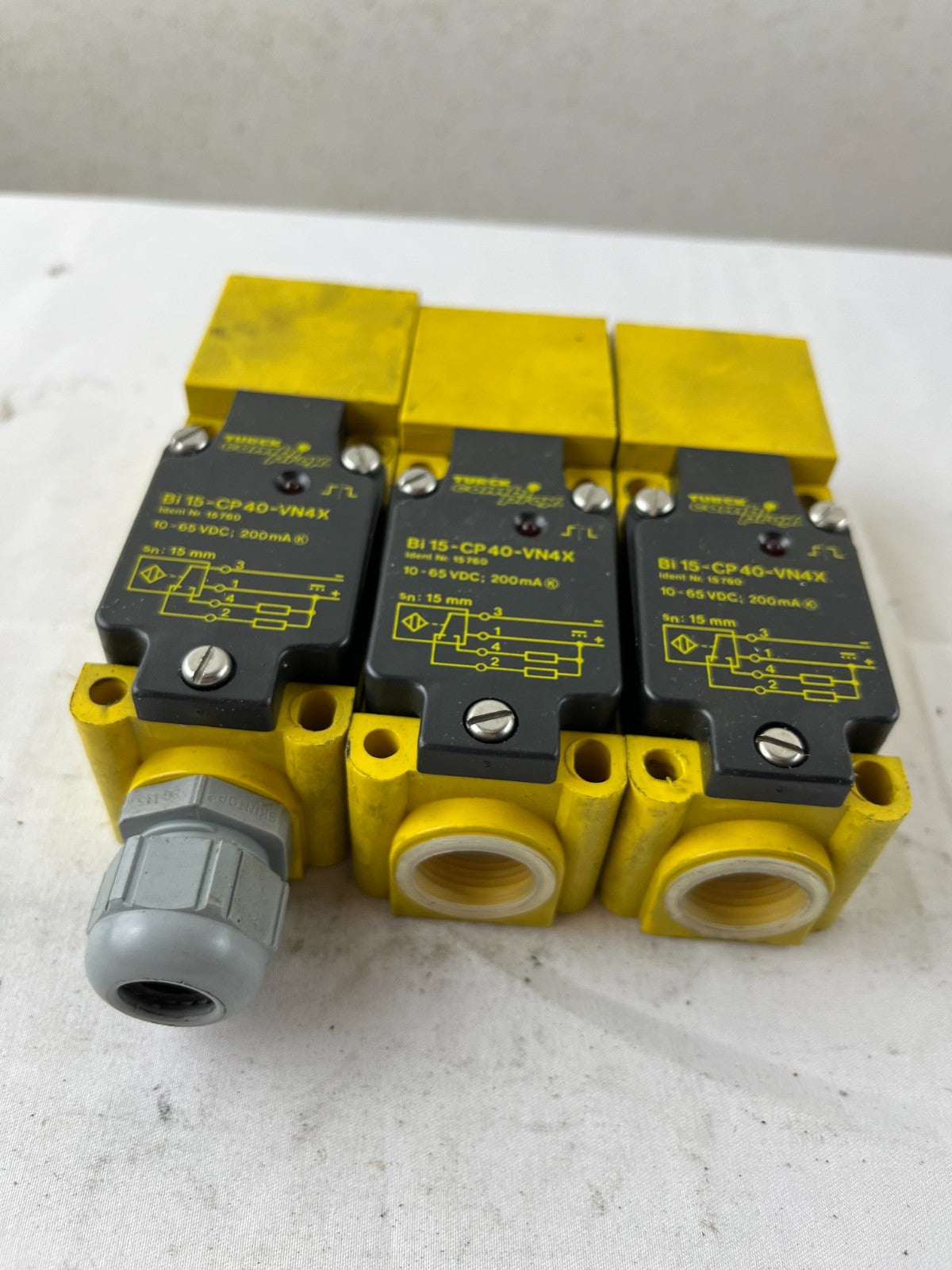 3x Turck Bi 15-CP40-VN4X Proximity Sensor 15mm 10-65VDC Inductive Bundle USED