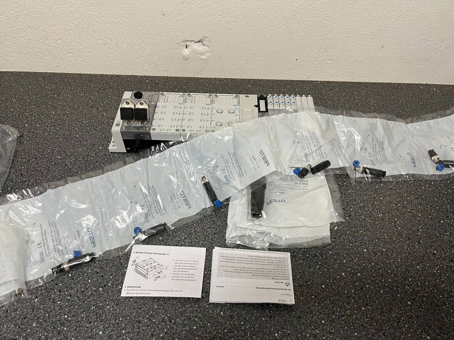 Festo CPX Pneumatic Manifold Assembly with VMPA1-FB-EMS-8 Valves and Accessories