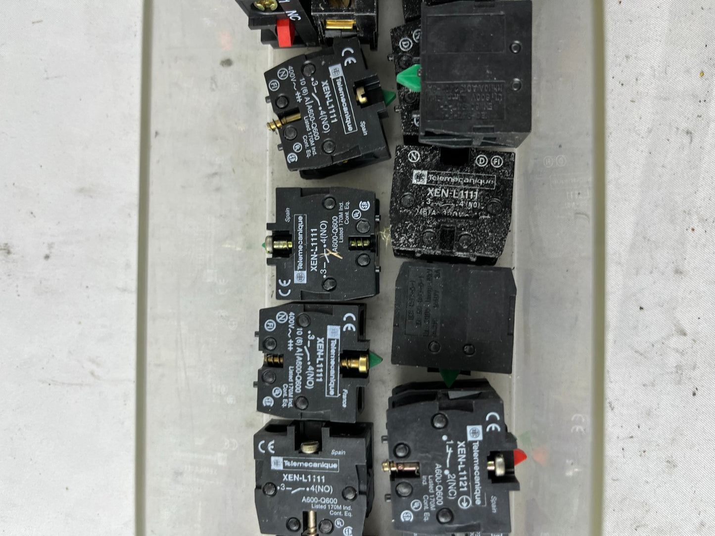 Telemecanique XEN‑L Series Contact Blocks 1NO/1NC Mixed Models Lot Used Bundle