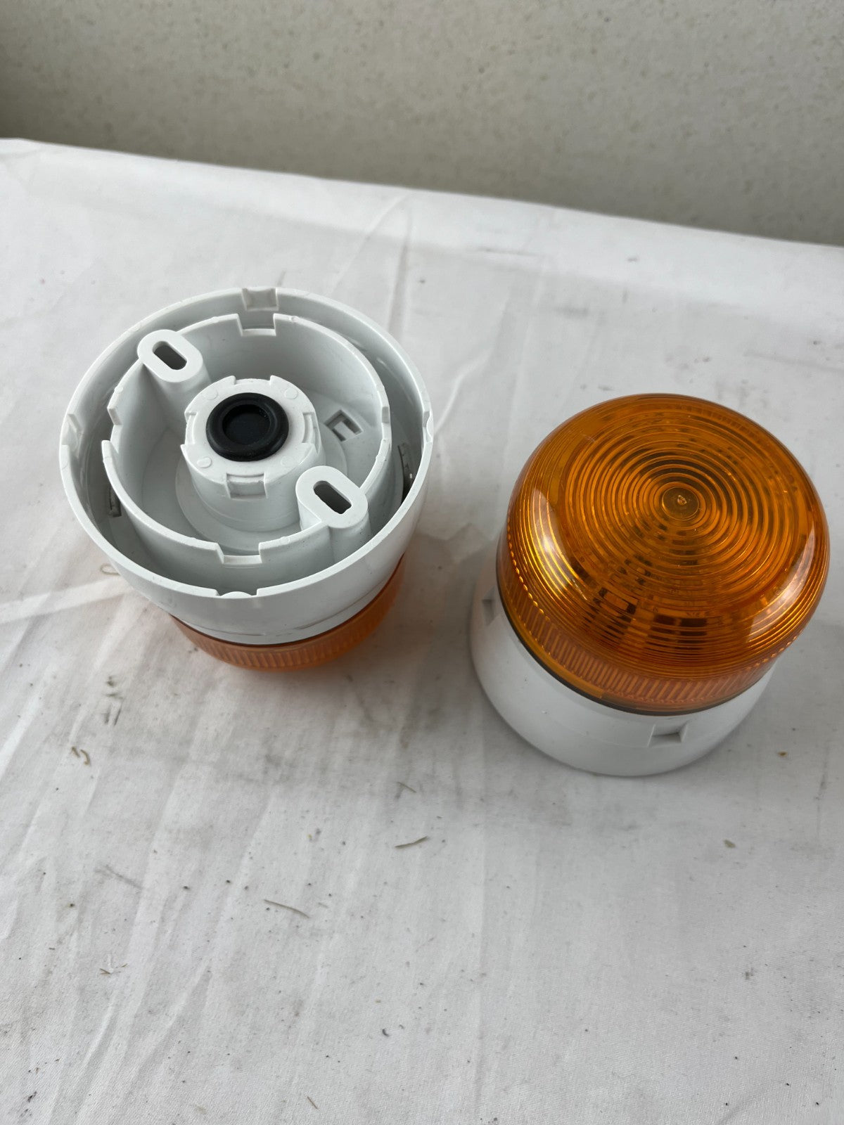 2x Industrial Amber Warning Beacon Light Surface Mount 24V Xenon Strobe NEW IP65