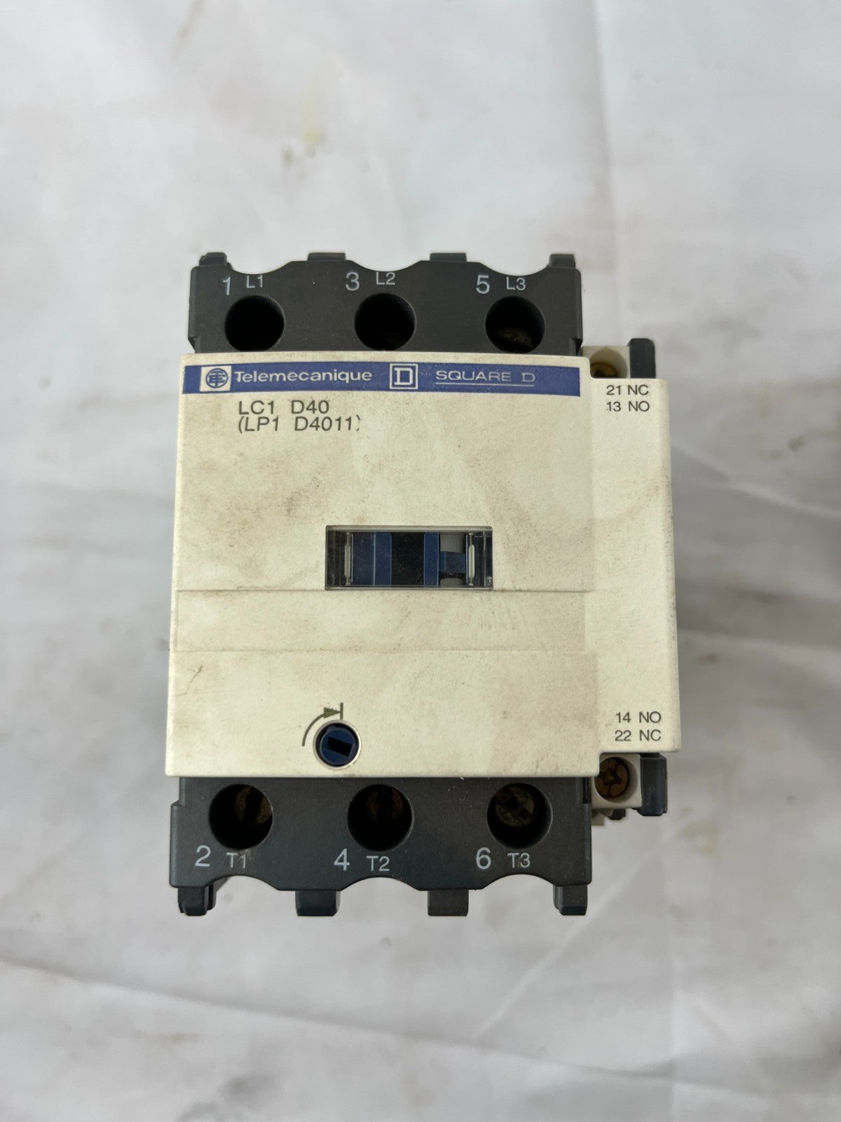 Telemecanique LC1D40 Contactor 60A 3-Pole Motor Contactor LC1 D40 Used Spare
