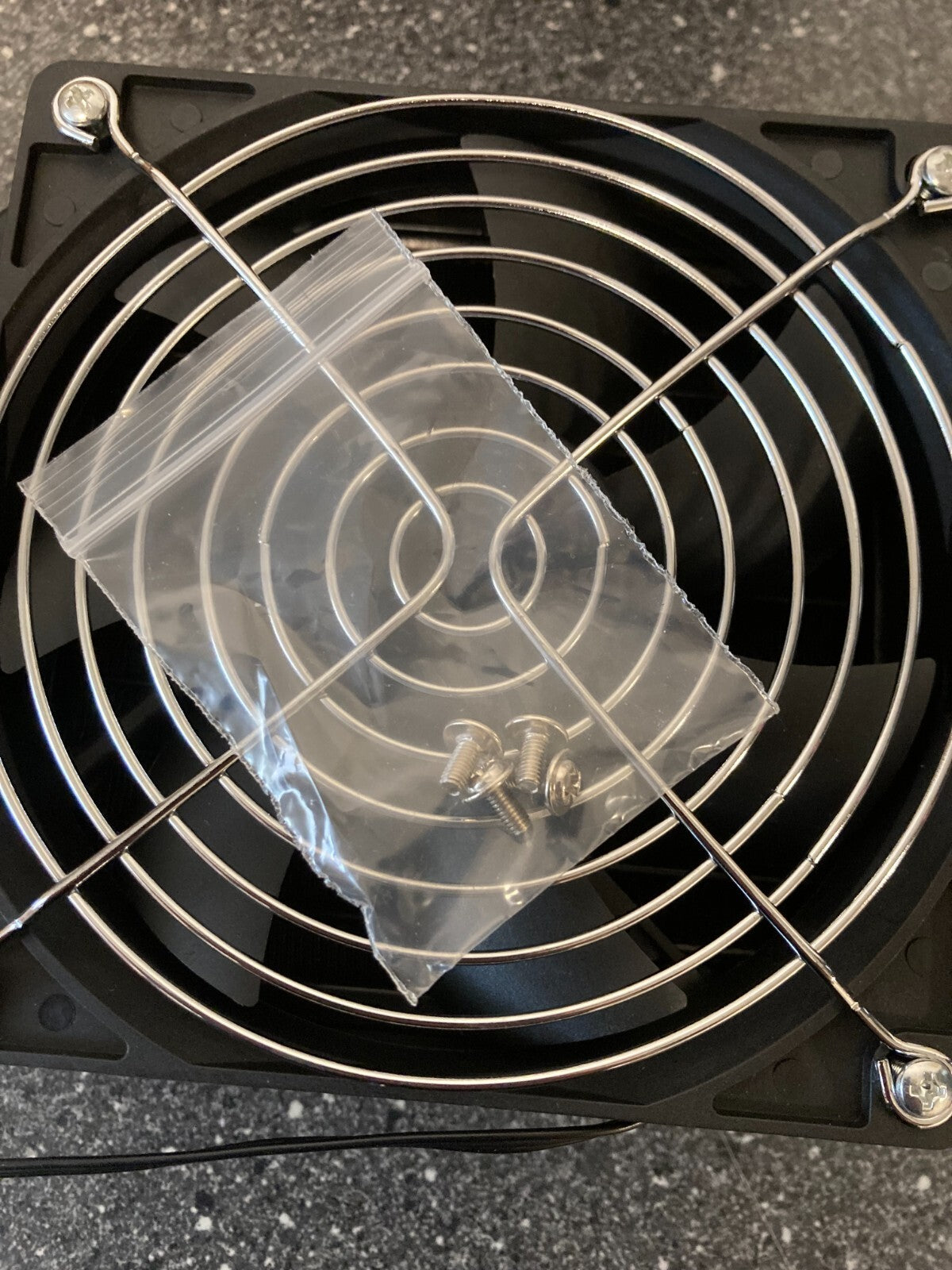 New External Radiator Cooling Fan with Protective Grill - Model I438323