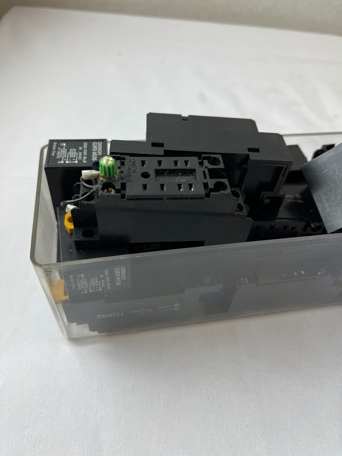 Omron G3FD-X03SN Solid State Relay + Socket Bulk Lot Used Condition Spares