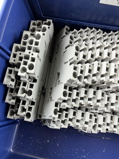 Phoenix Contact ST 2,5-3L Multi-Level DIN Rail Terminal Blocks 500V 20A Lot New