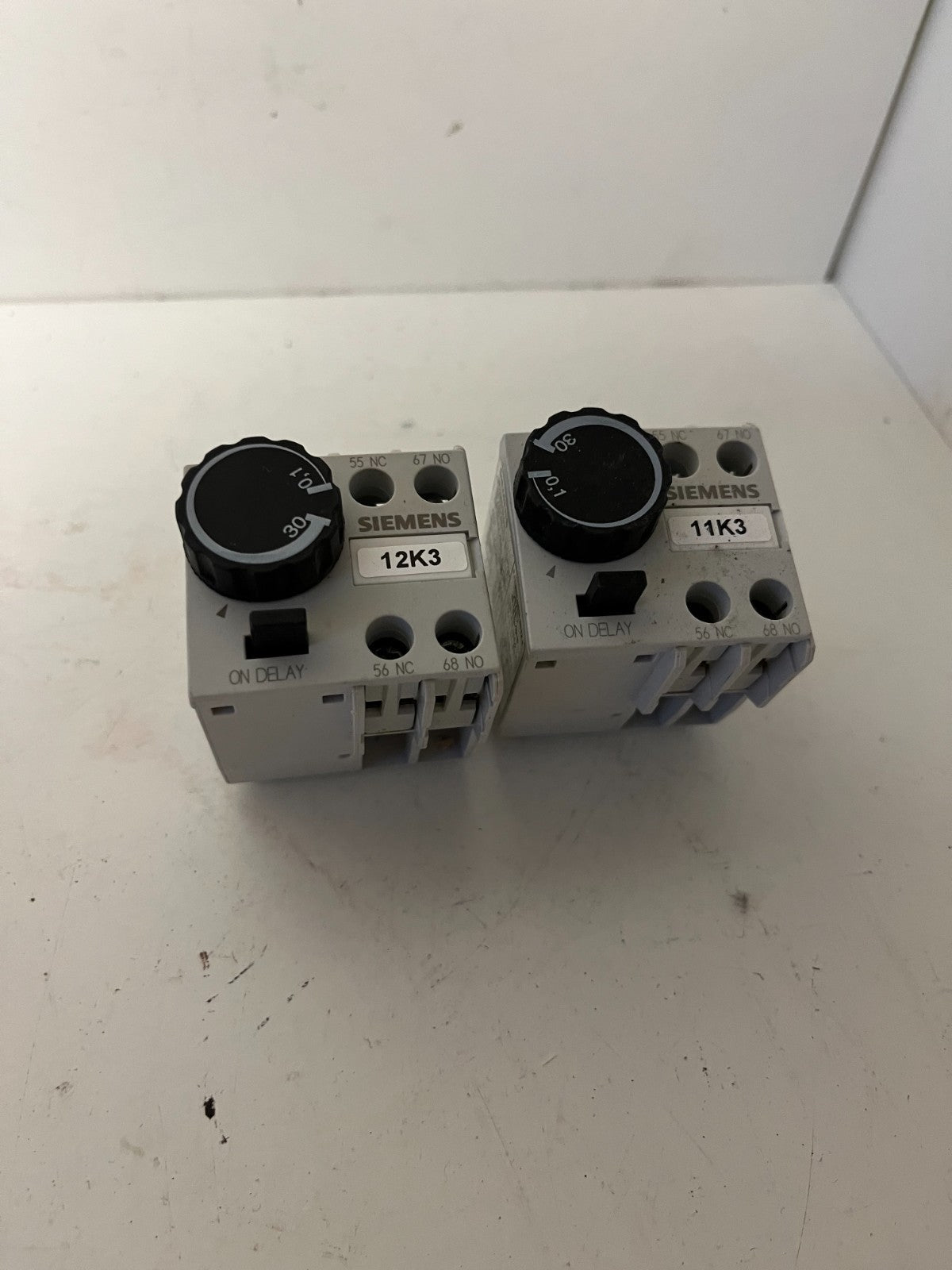 Lot 2x Siemens 3RT2926-2PA01 On-Delay Timer Module 0.1–30s SIRIUS Used Spares