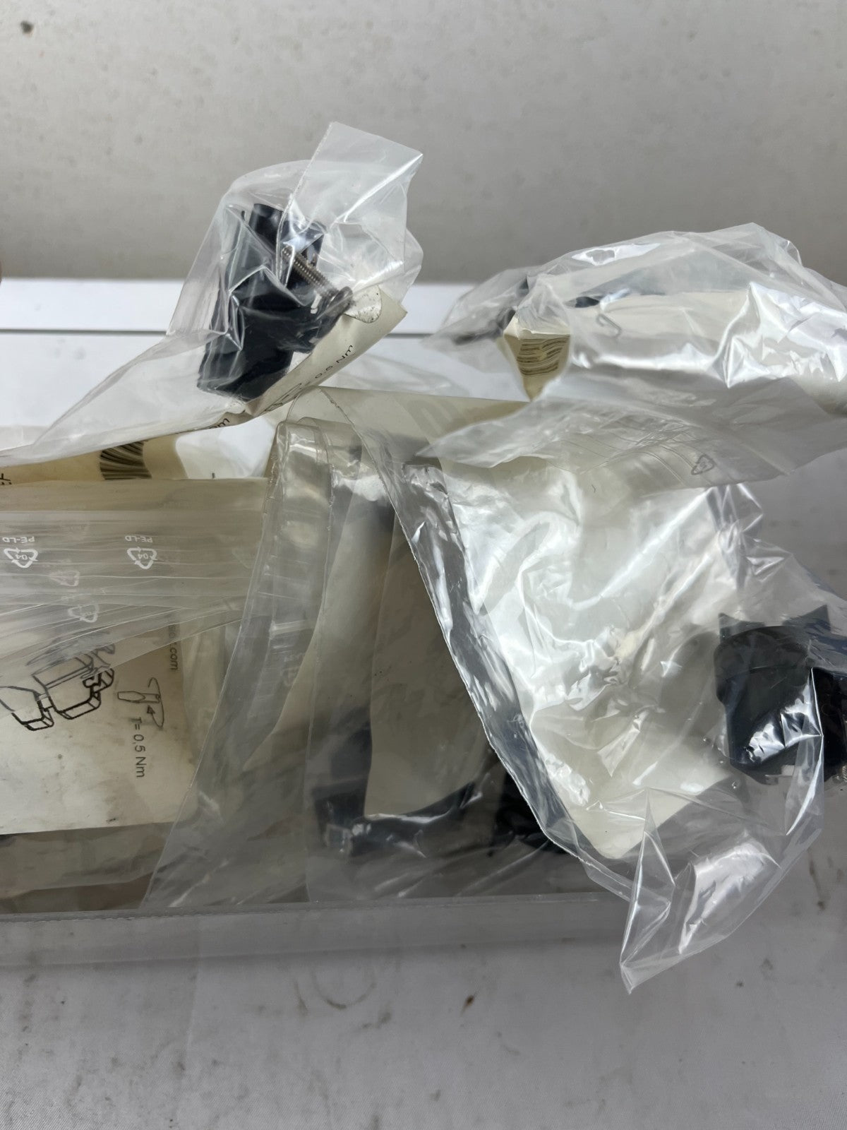 Sick BEF-KHZ-RT-32 Cylinder Sensor Mounting Brackets New Lot Spare Parts