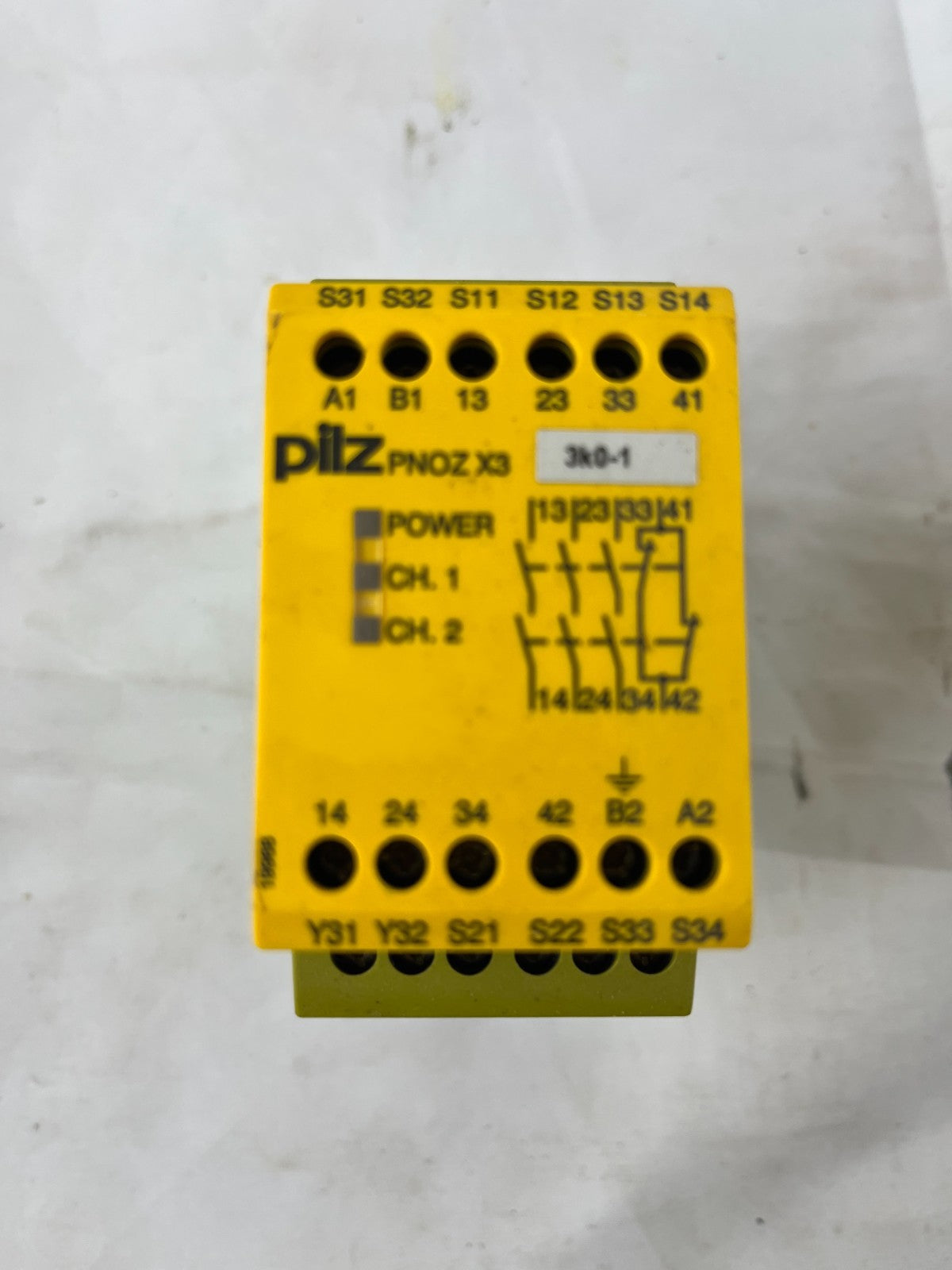 Pilz PNOZ X3 Safety Relay 24VAC/DC 230VAC Emergency Stop Module Used Spare Unit