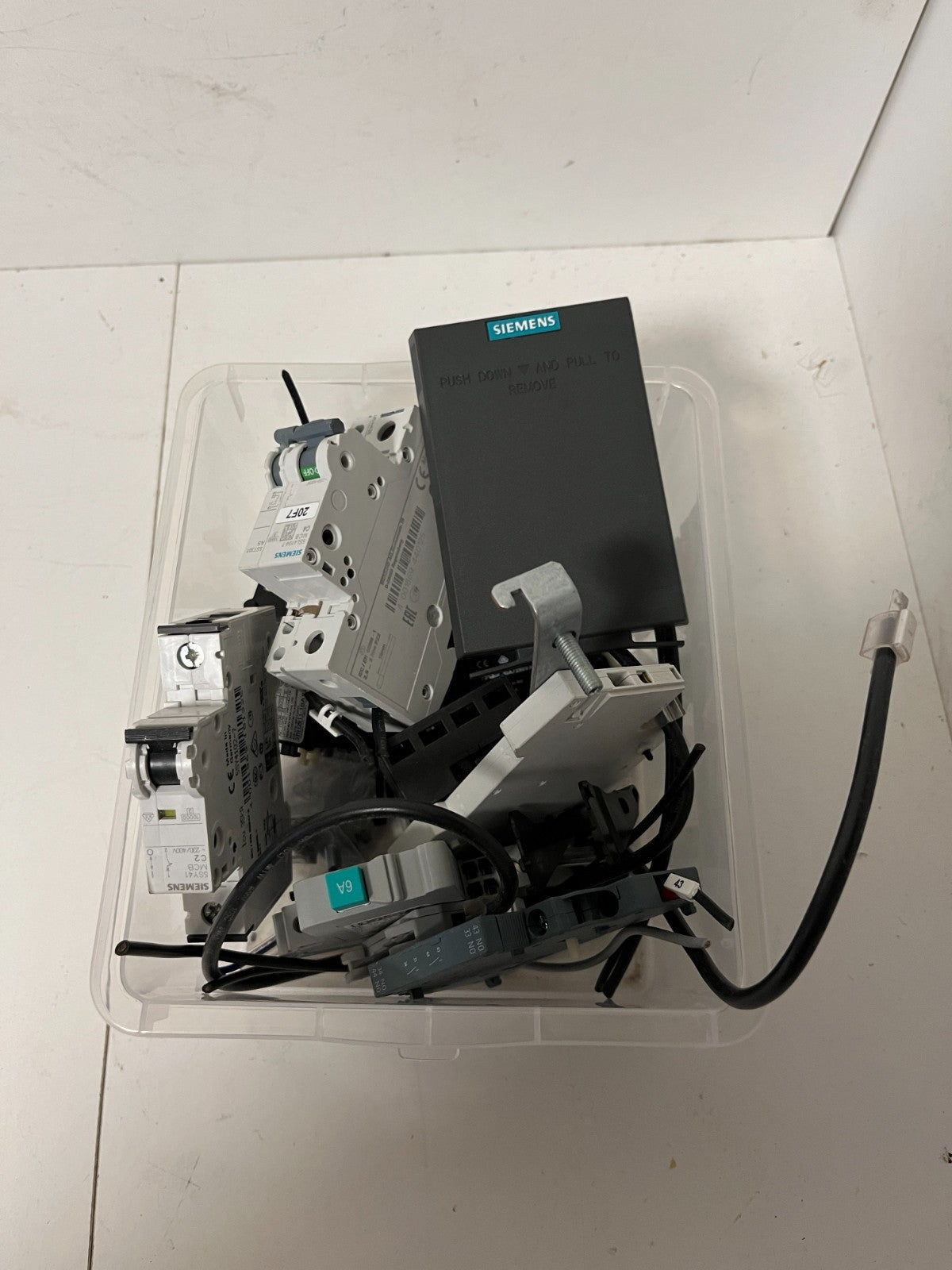 Siemens Industrial Control Components Lot MCCB Breakers Contactors Used Spares