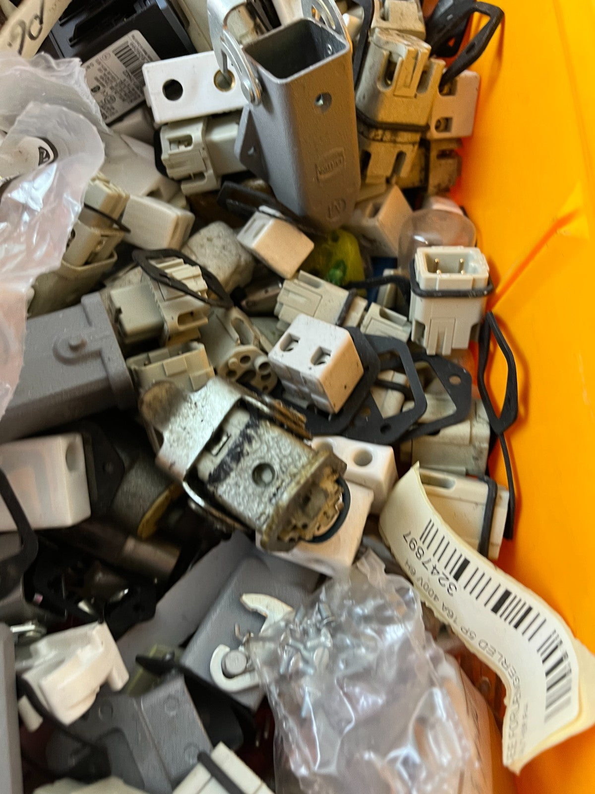 Harting Heavy Duty Connectors Mixed Lot Industrial Plugs Sockets Used Box