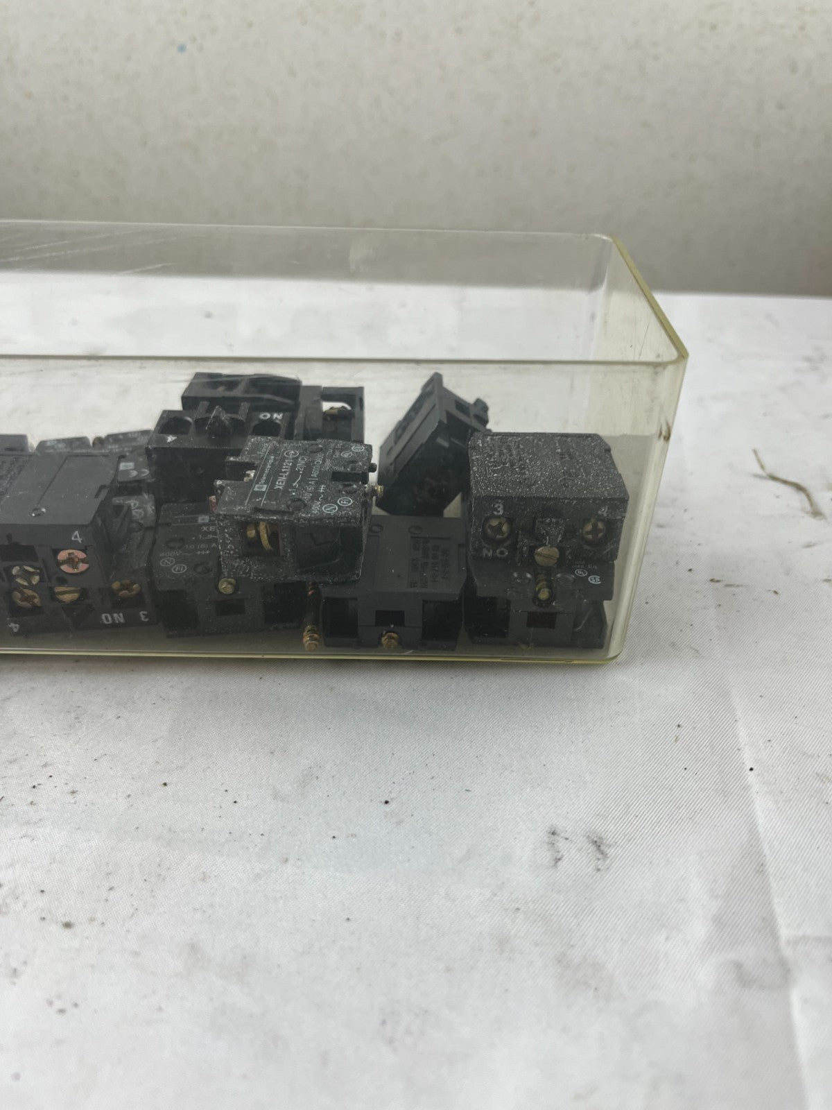 Telemecanique XEN‑L Series Contact Blocks 1NO/1NC Mixed Models Lot Used Bundle