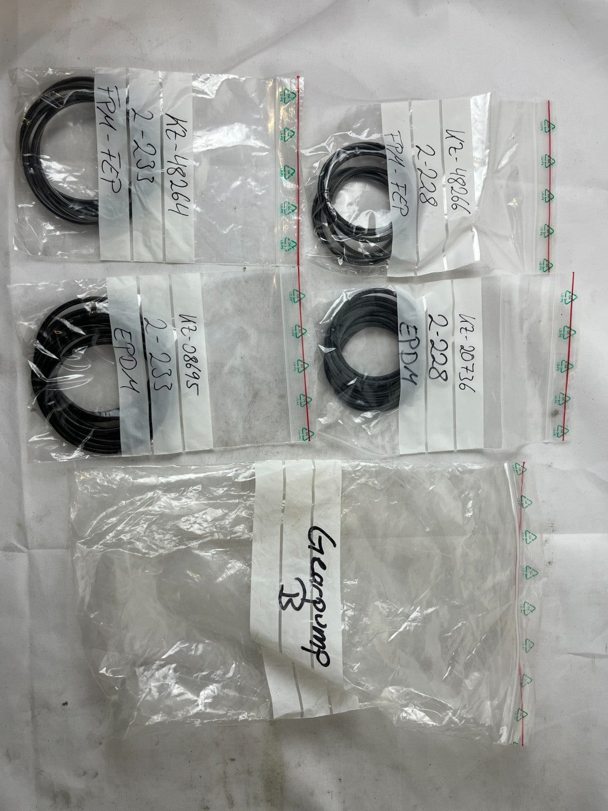 Industrial Pump Gasket Seal Lot EPDM FPM-FEP O-Rings Mixed Sizes New 4pcs
