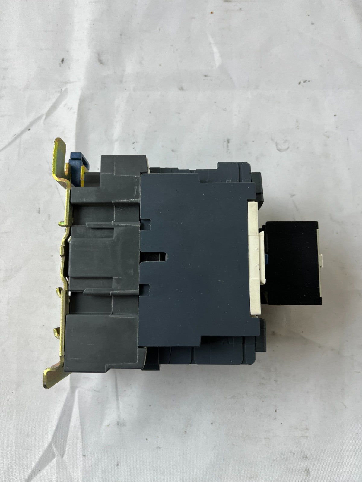 Telemecanique LC1 D65 Contactor 80A 1000V 3P w/ LA1 DN11 Aux Block Used Spare
