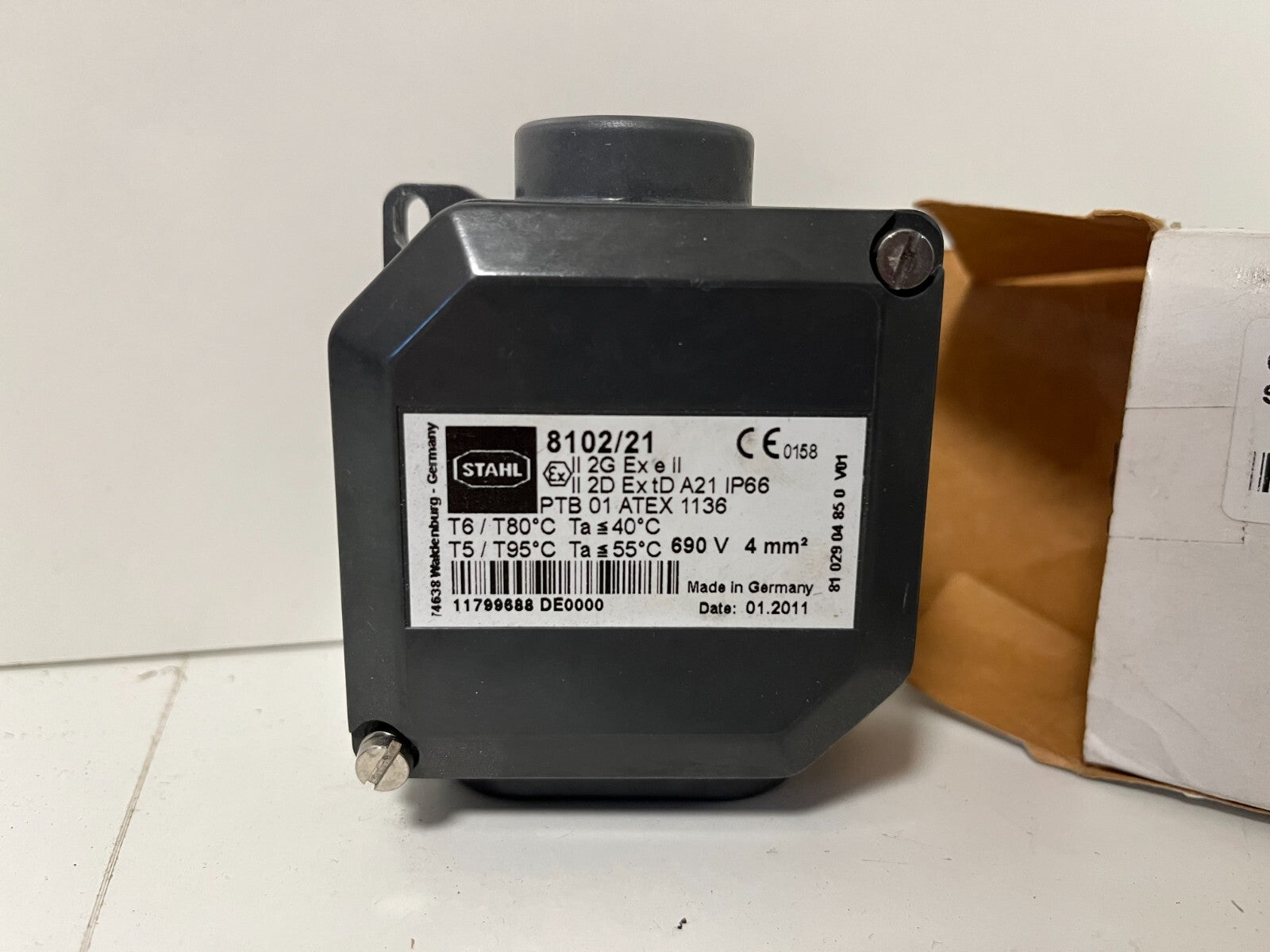 R. STAHL 8102/21-31 ATEX Junction Box Ex e, IP66, 690V - New in Box
