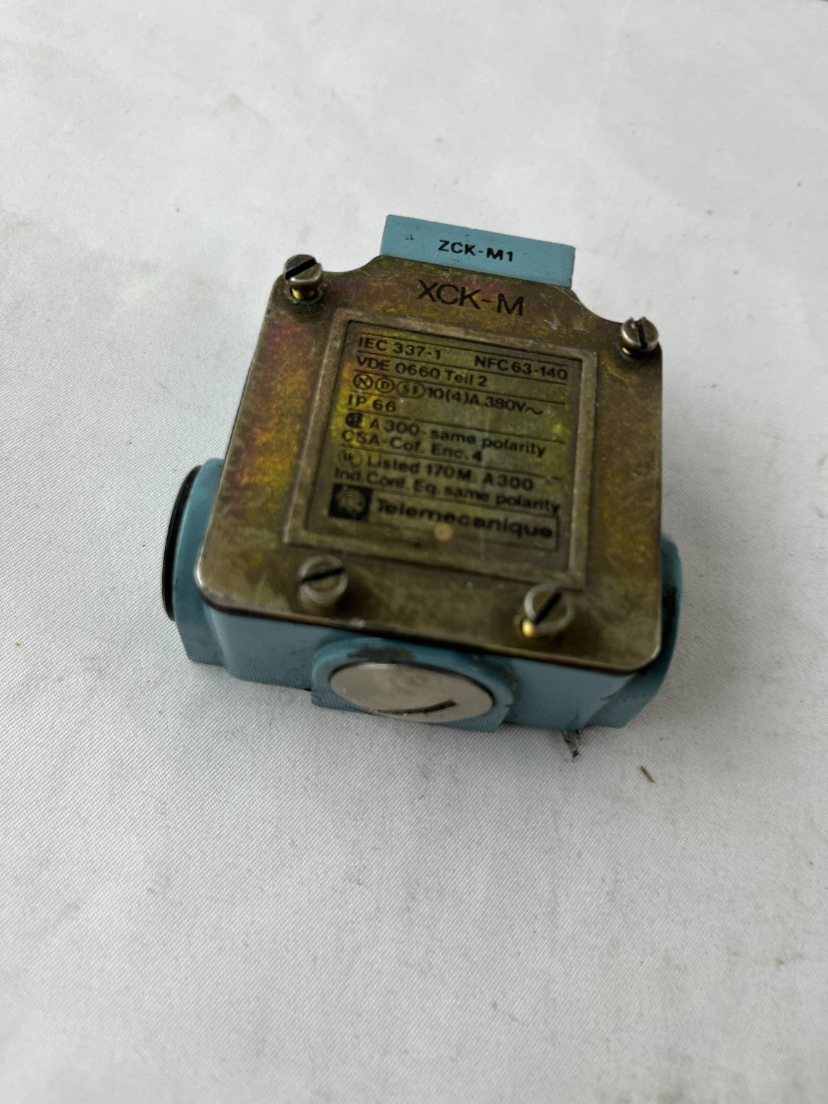 Telemecanique XCK-M ZCK-M1 Limit Switch IP66 380V Used Spare Unit