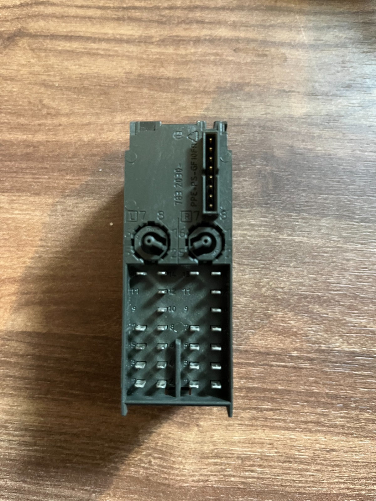 Siemens 6ES7138-4FA04-0AB0 S7 ET 200S Digital Input Module 4/8 F-DI PROFIsafe