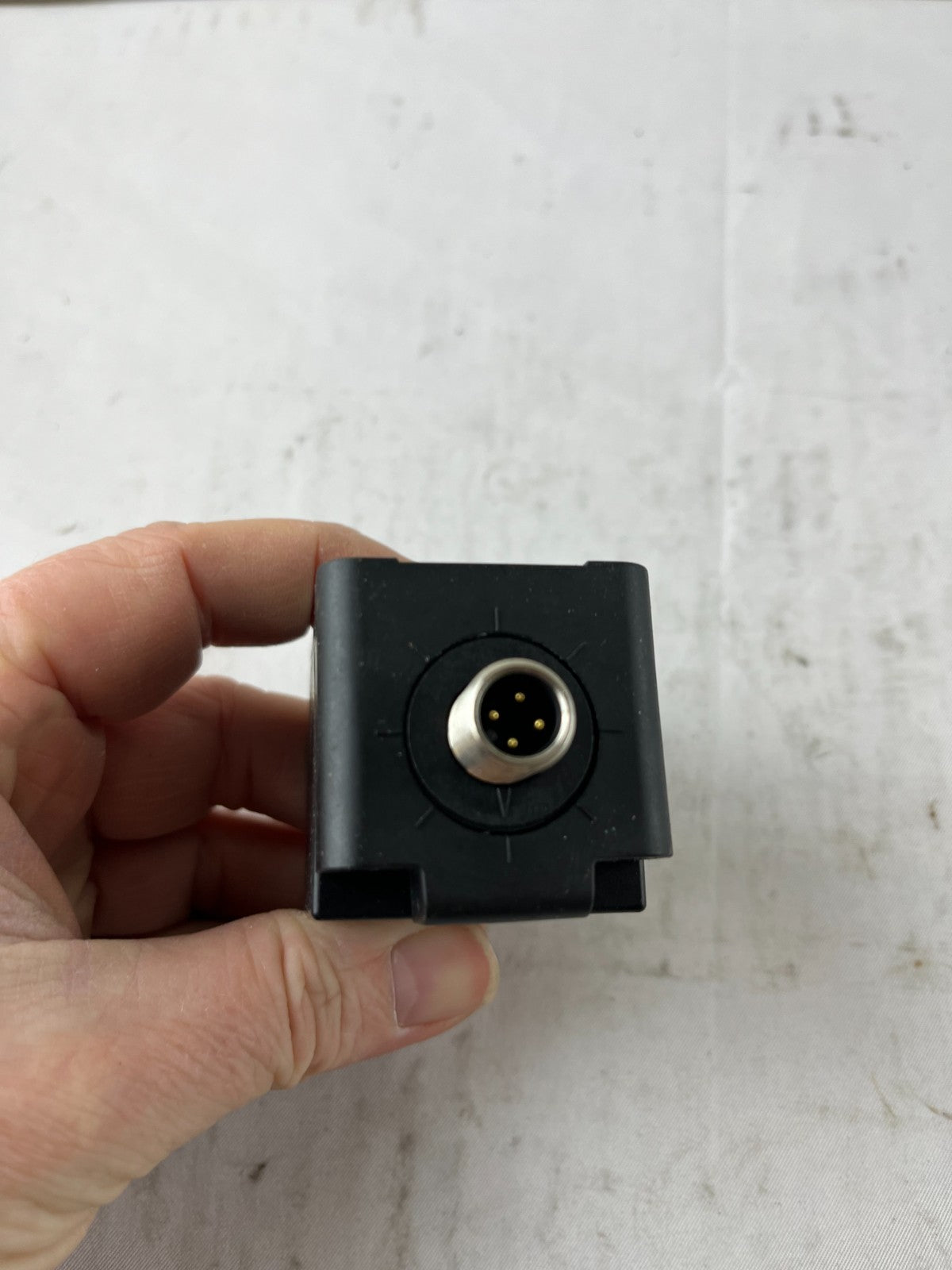 Balluff BES0217 BES Q40KFU-PAC20B-S04G Inductive Sensor 10-30VDC 20mm Used
